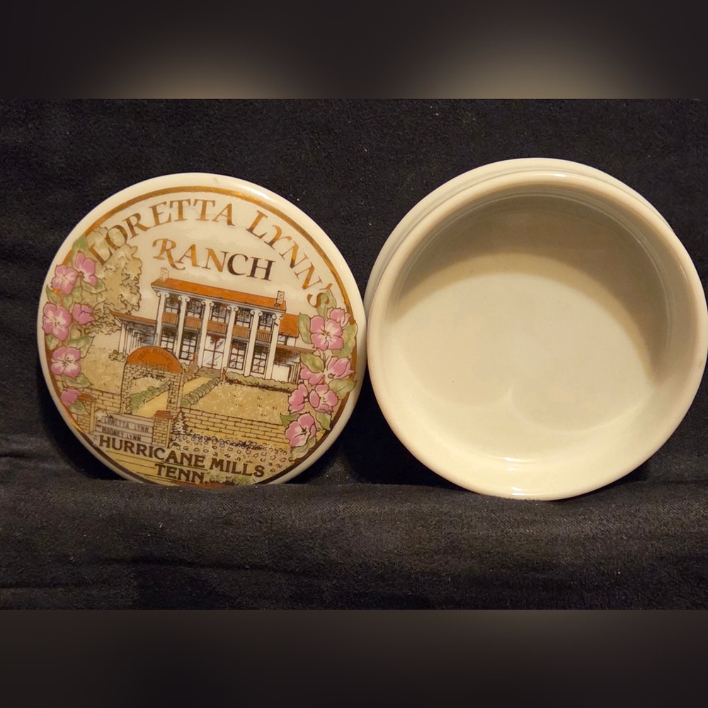 Loretta Lynn's Ranch Hurricane Mills Tenn 24kt Gold Trinket Box Souvenier Japan